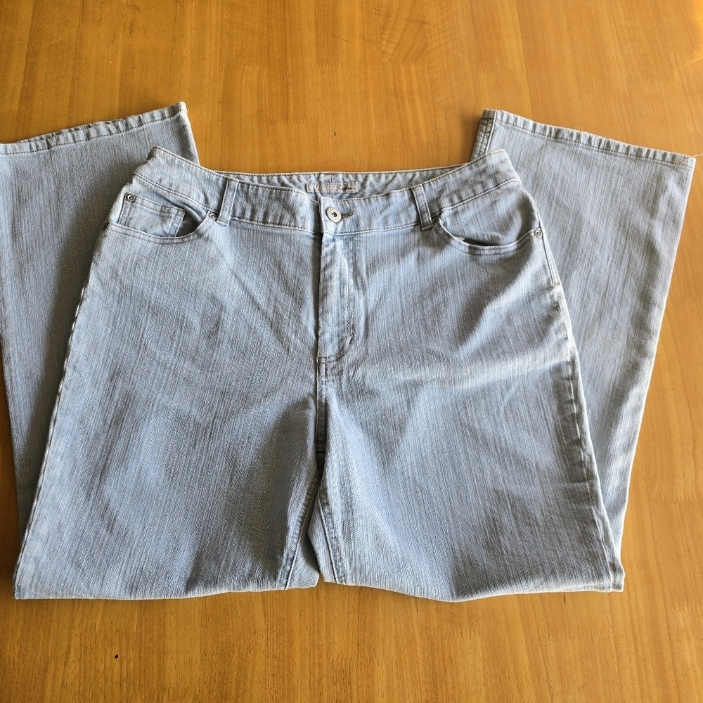 Chico's Platinum BLUE JEANS~Size 3 short Charm SH - Picture 5 of 8